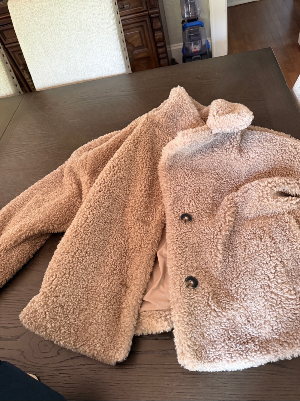 Hollister Cozy Sherpa Puffer Jacket in Light Tan